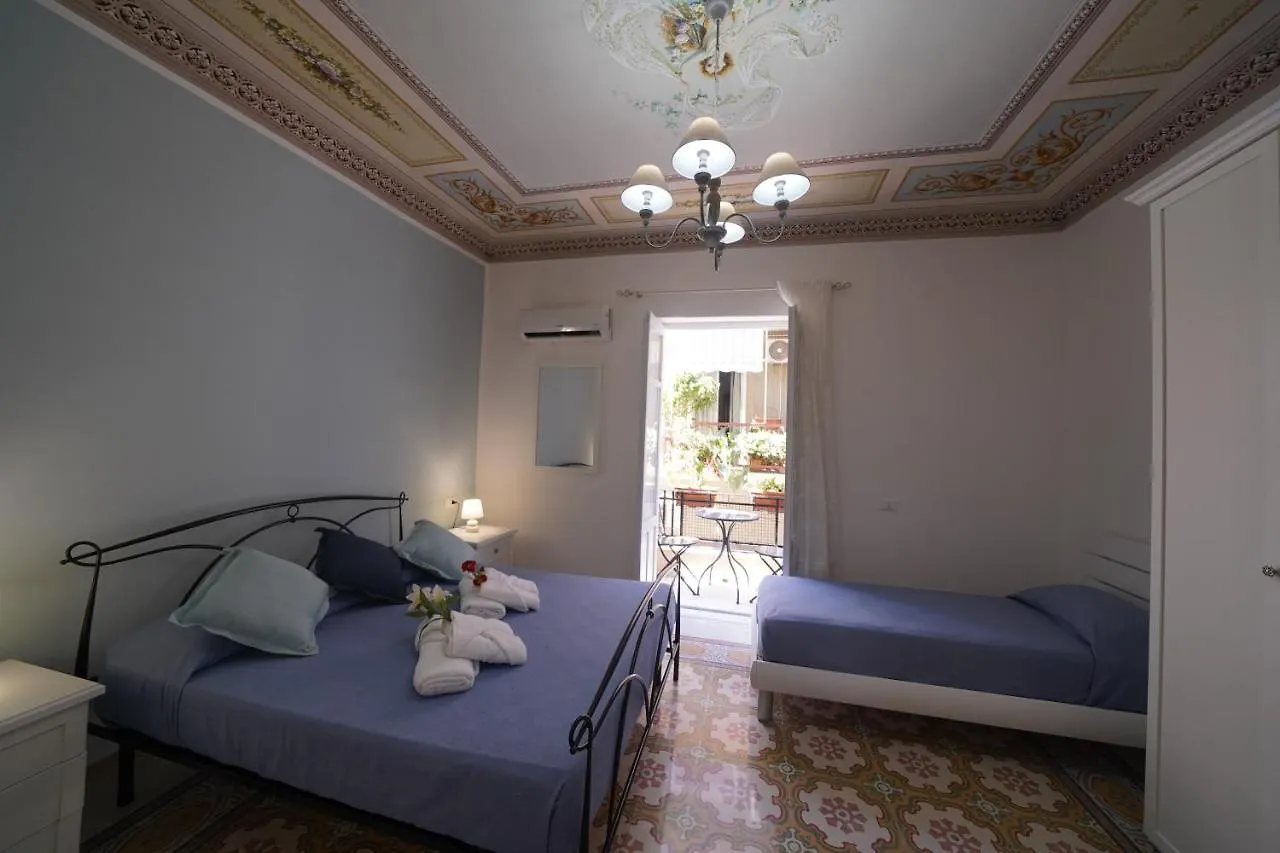 Regina Stella Bed & Breakfast Lascari 0*,