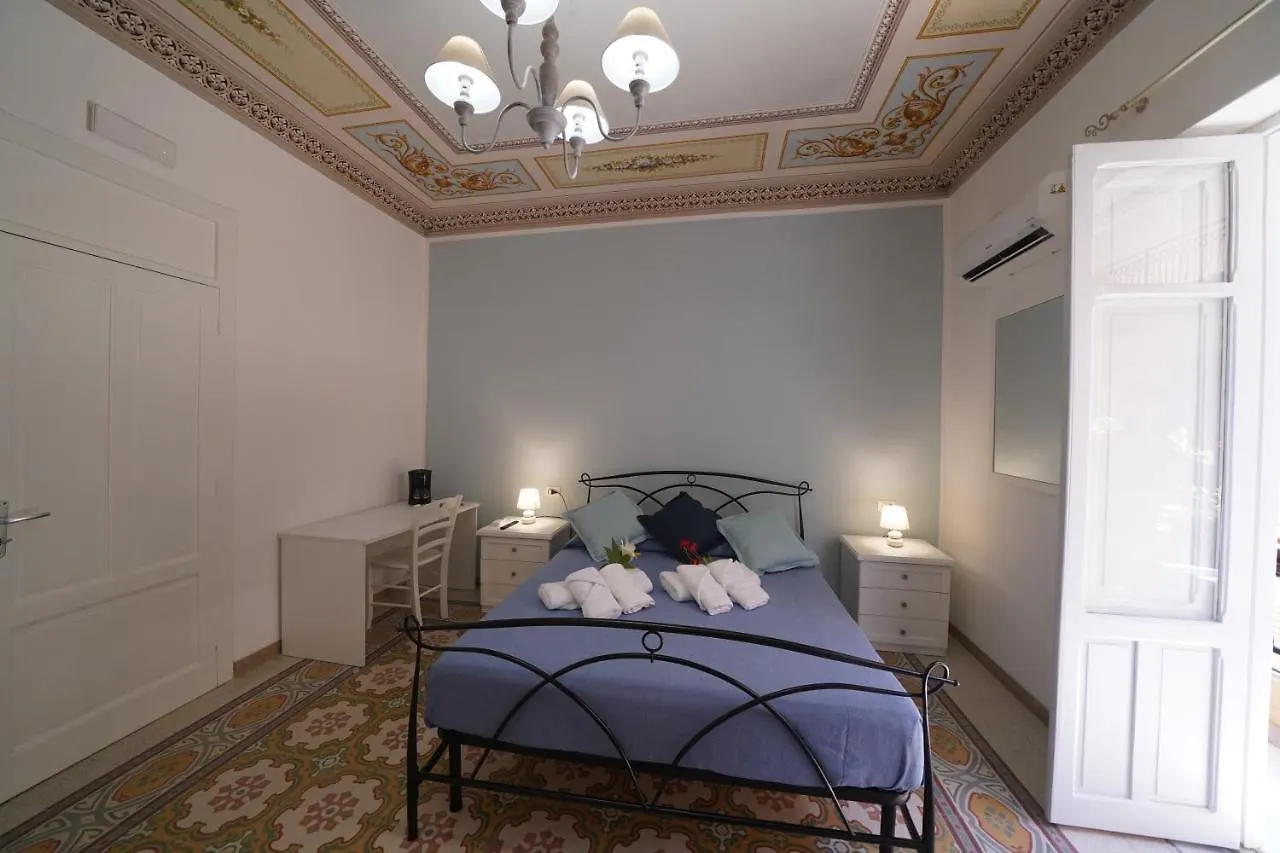 Regina Stella Bed and Breakfast Lascari 0*,