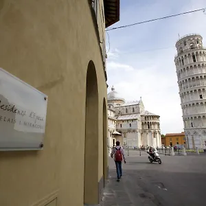 https://relais-i-miracoli.it-tuscanyhotel.com