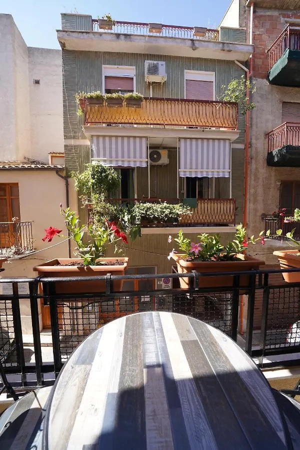 Bed and Breakfast Regina Stella Lascari 0*,  Italia