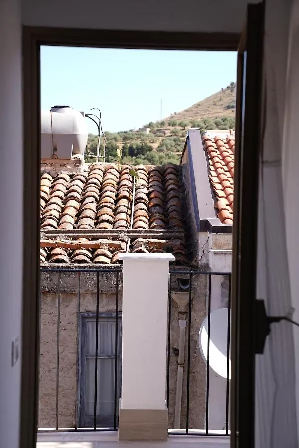 Bed and Breakfast Regina Stella Lascari 0*,