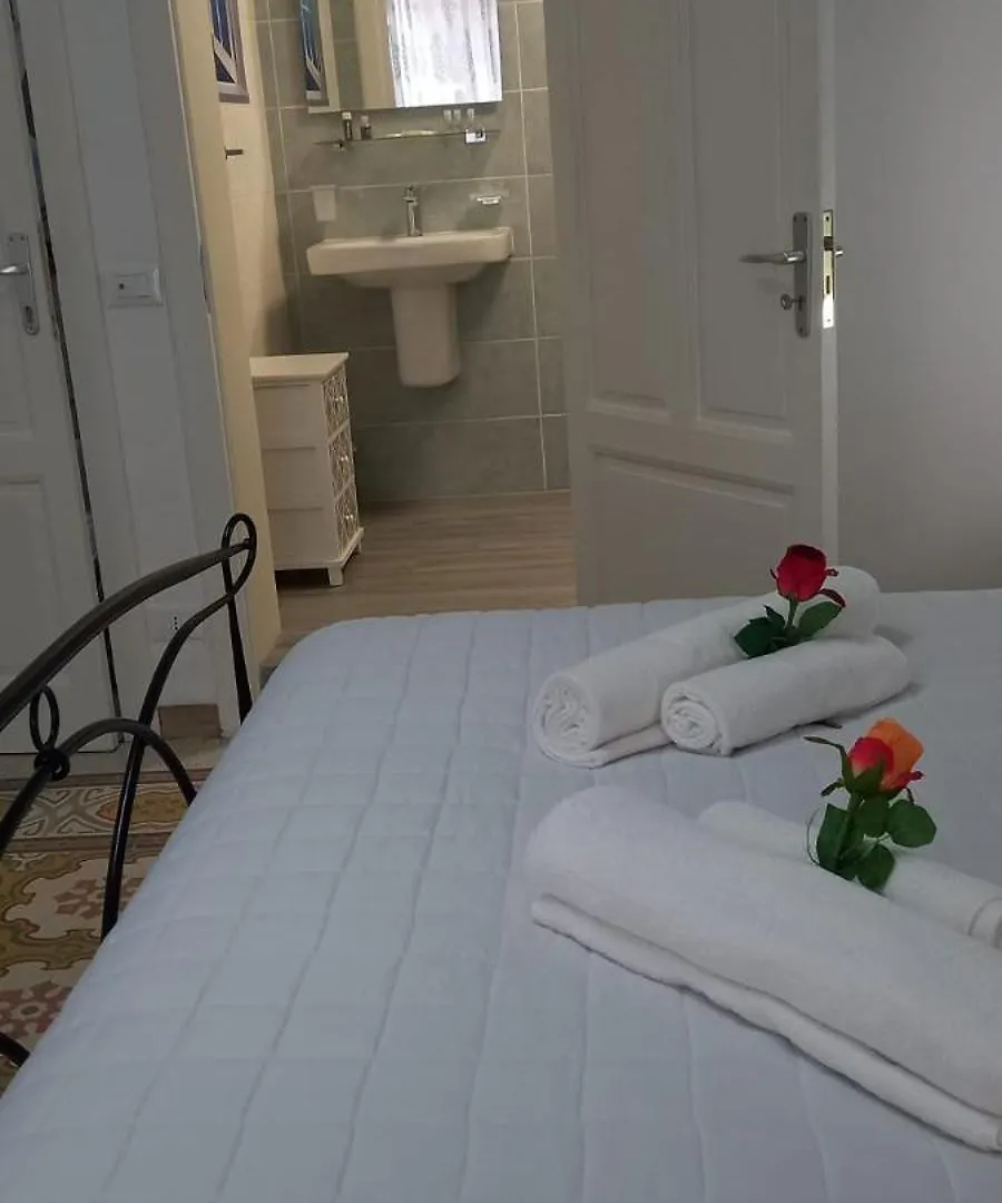 Bed and Breakfast Regina Stella Lascari